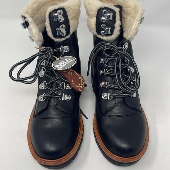 Mia Regis-SH Black Malta Lace-up Boot - Picture 7 of 13